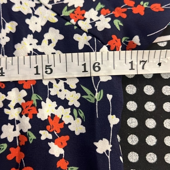 NWT, Dokotoo,Floral Navy Dress, Bow Front,Soft, Flowy,Excellent Condition,Size M - Picture 9 of 10